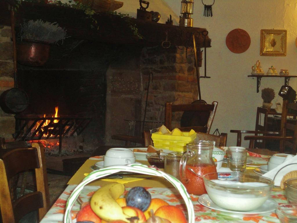 Agriturismo Monterosello ชิตตา ดิ กัสเตลโล ภายนอก รูปภาพ