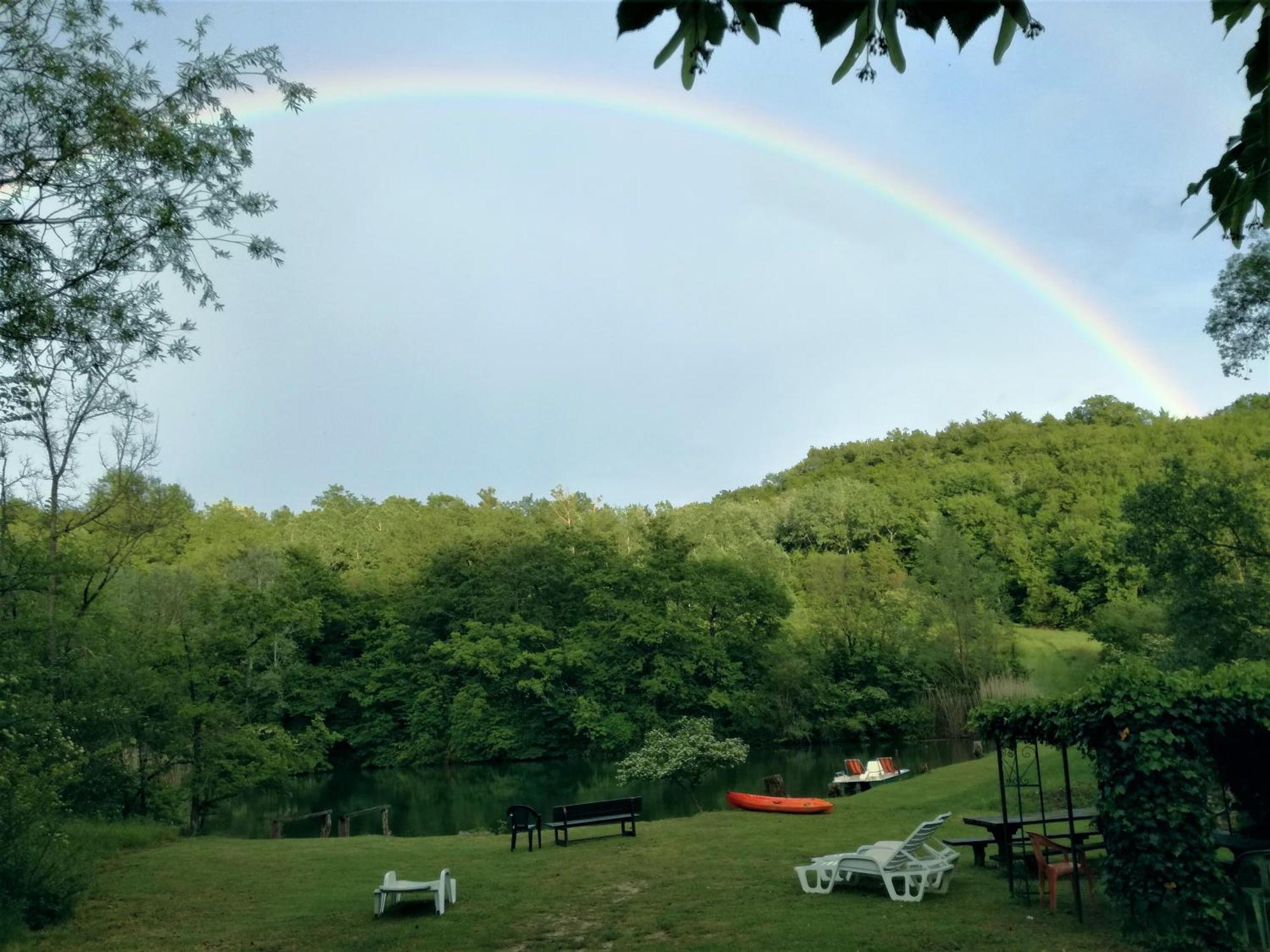 Agriturismo Monterosello ชิตตา ดิ กัสเตลโล ภายนอก รูปภาพ