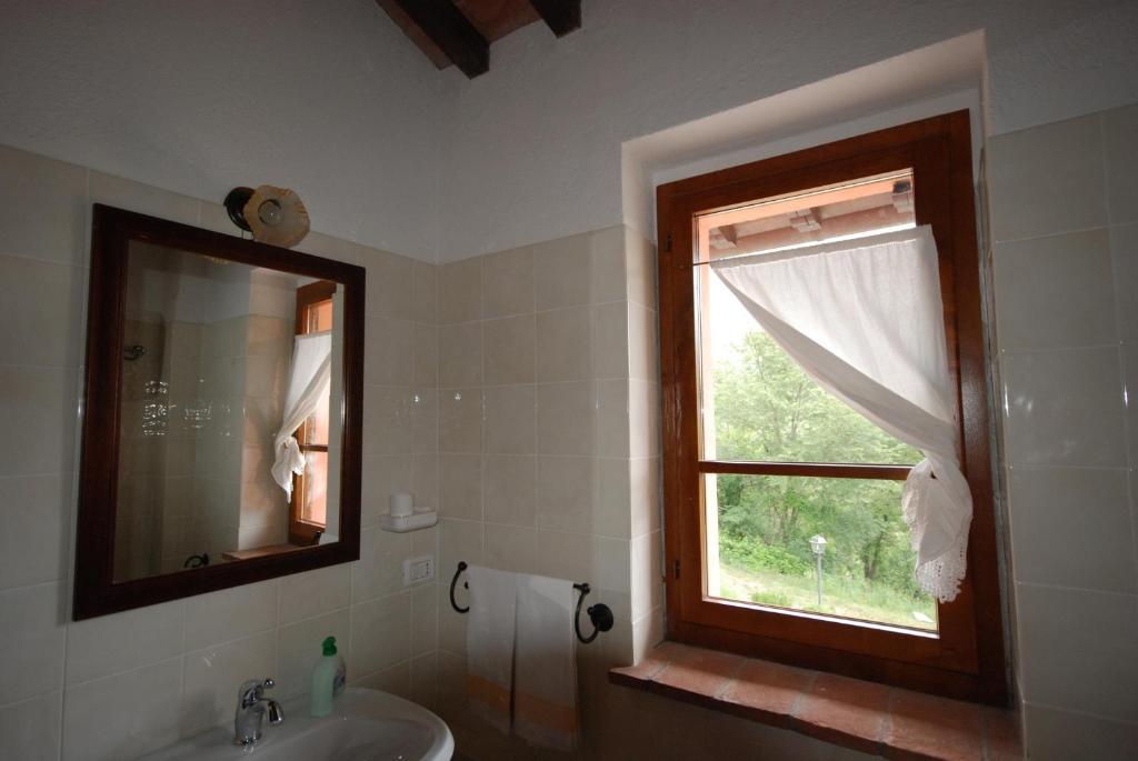 Agriturismo Monterosello ชิตตา ดิ กัสเตลโล ภายนอก รูปภาพ